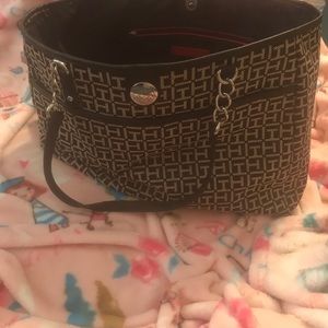 Large Signature Tommy Hilfiger Tote